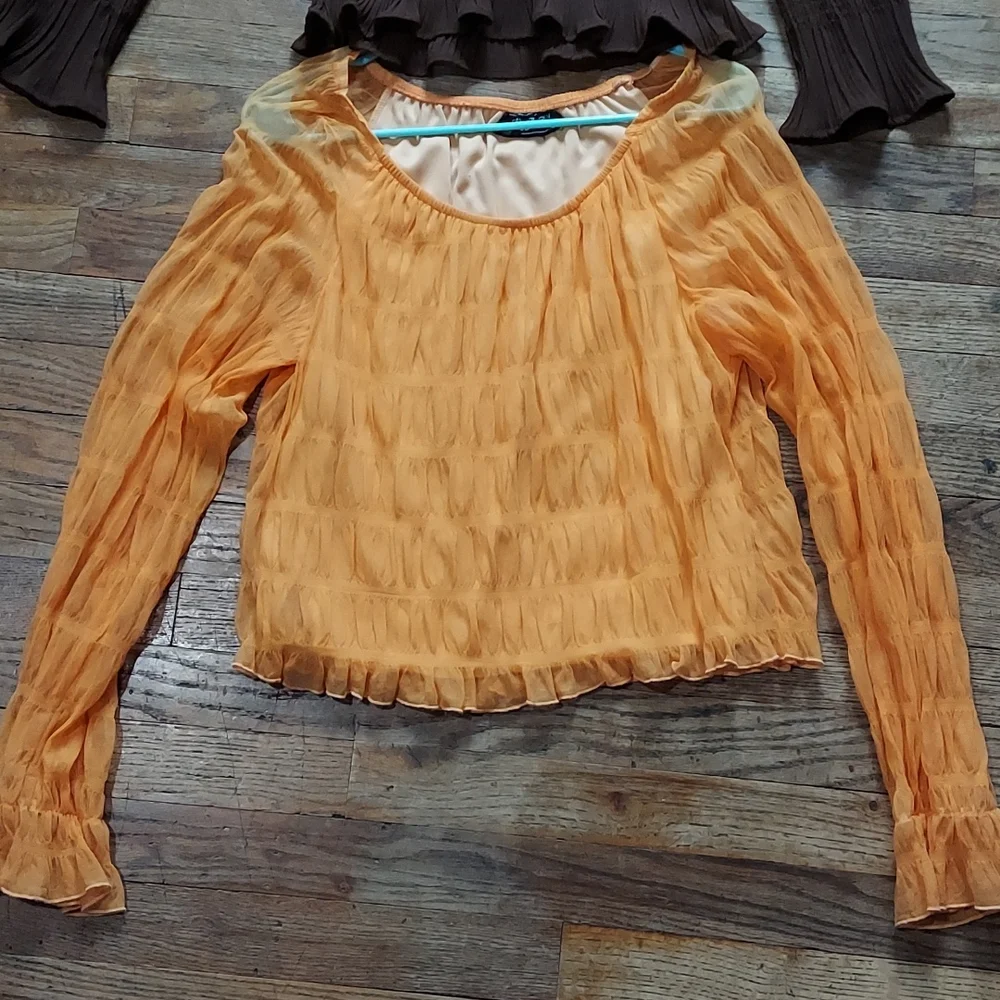 Tops 5 for $20 - Picture 2 of 16